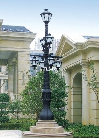 黑色欧式LED庭院灯 白色七灯头雕塑景观灯